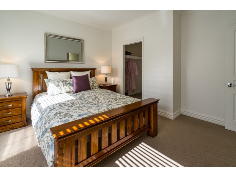 36 Cypress Point Drive, Dubbo NSW 2830