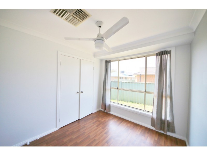 50 Meadowbank Drive, Dubbo NSW 2830