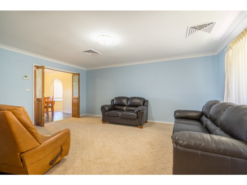 5 Emerald Street, Dubbo NSW 2830