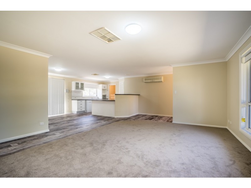 3 Grevillea Close, Dubbo NSW 2830