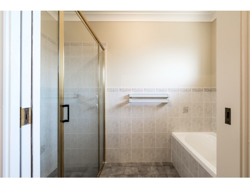 3 Grevillea Close, Dubbo NSW 2830