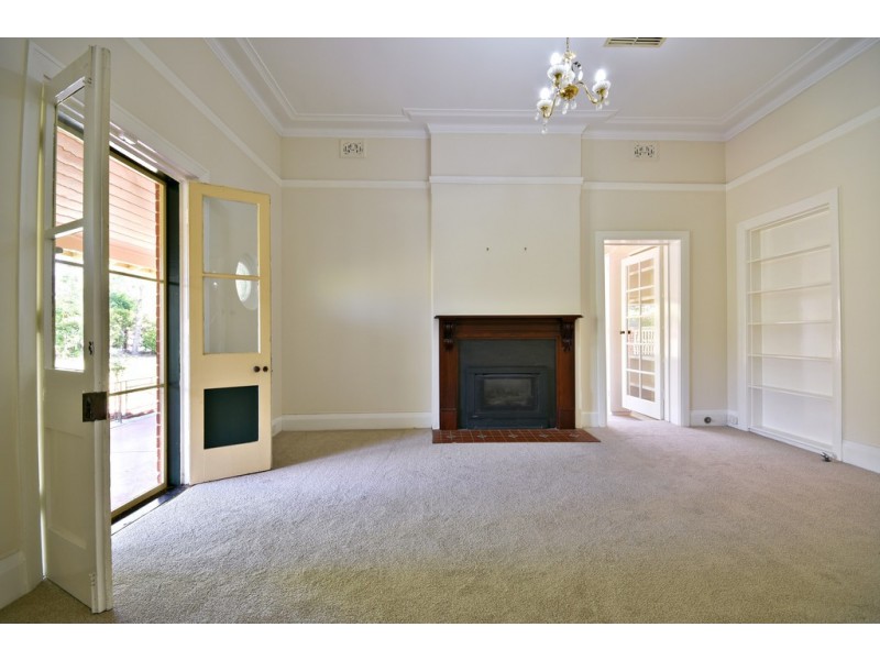 331 Darling Street, Dubbo NSW 2830
