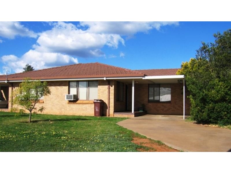 2/30 Cunningham Street, Dubbo NSW 2830