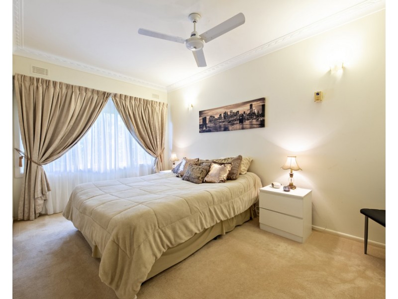 26 BANKSIA CRESCENT, Dubbo NSW 2830