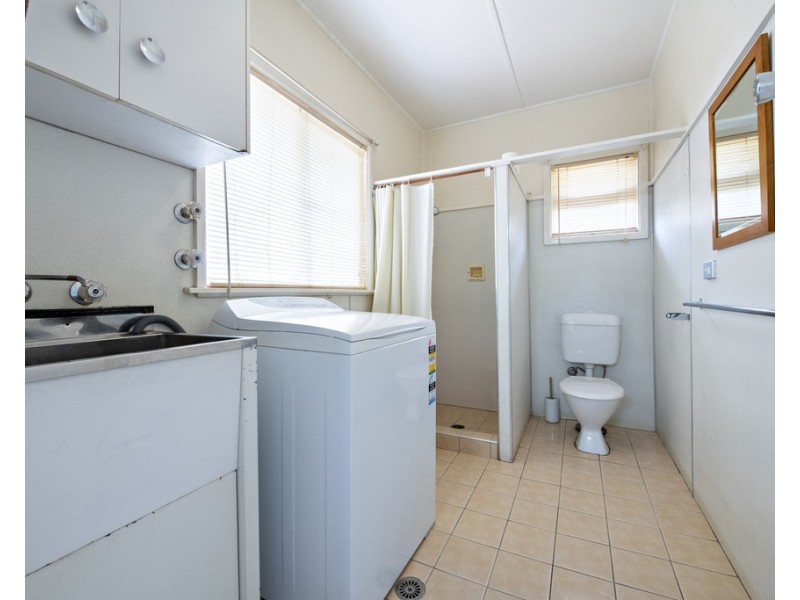 26 BANKSIA CRESCENT, Dubbo NSW 2830
