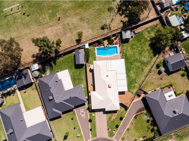 30 Dunheved Circle, Dubbo NSW 2830