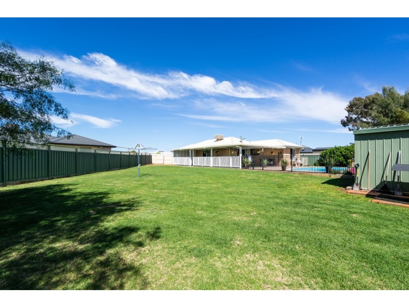 30 Dunheved Circle, Dubbo NSW 2830