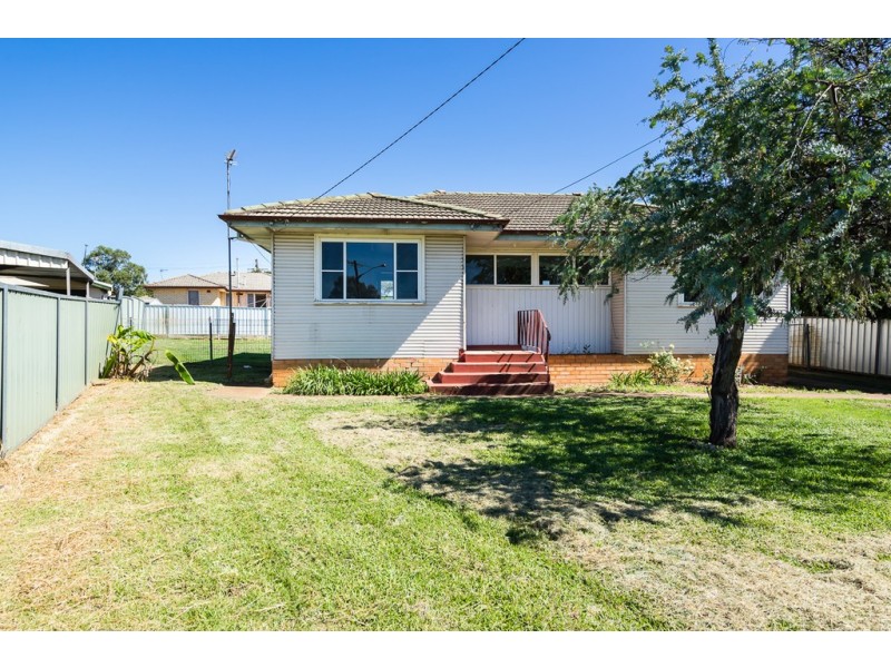 33 Spence Street, Dubbo NSW 2830