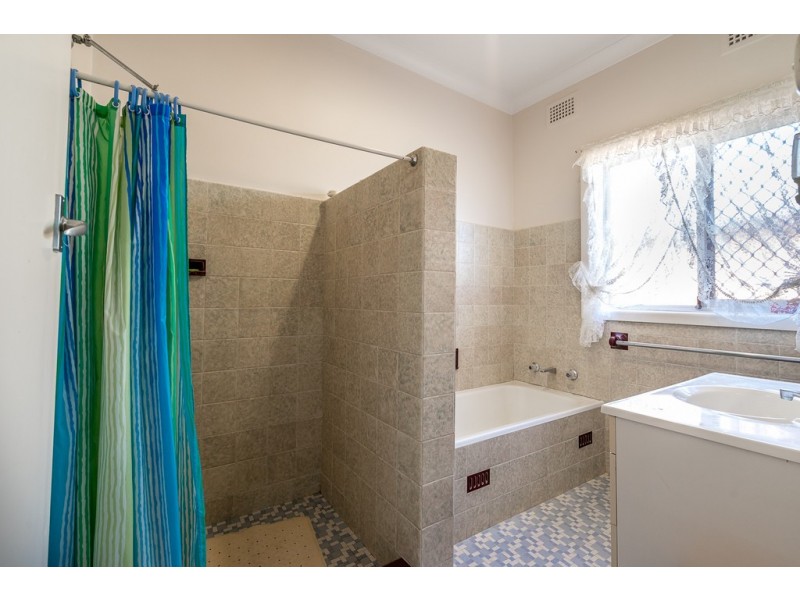 335 Fitzroy Street, Dubbo NSW 2830