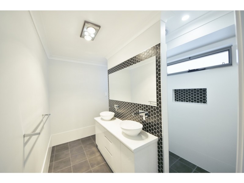 21 Apsley Crescent, Dubbo NSW 2830