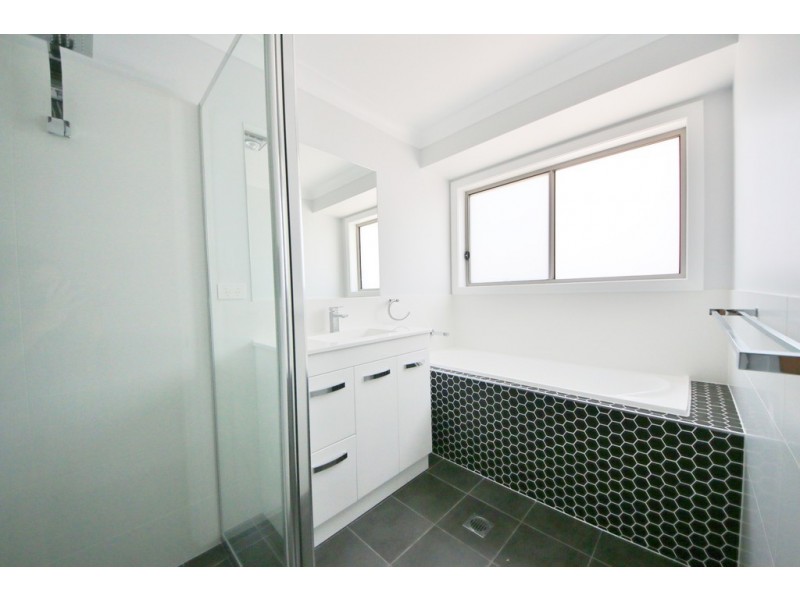 21 Apsley Crescent, Dubbo NSW 2830