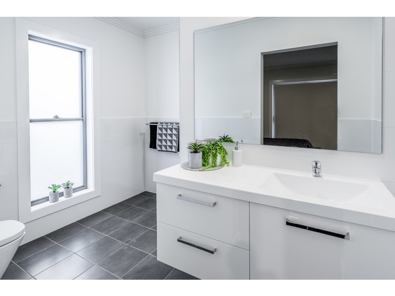 9 Wollomombi Parade, Dubbo NSW 2830