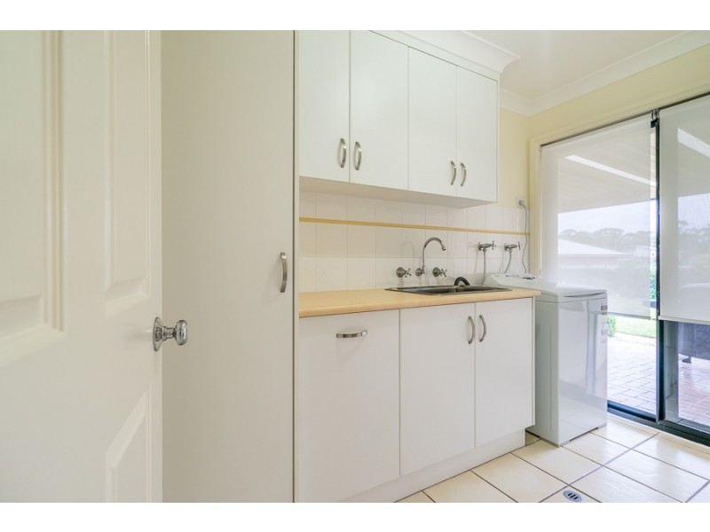 42 St Andrews Drive, Dubbo NSW 2830
