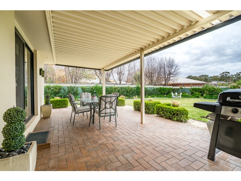 42 St Andrews Drive, Dubbo NSW 2830