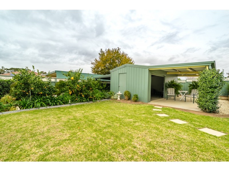 42 St Andrews Drive, Dubbo NSW 2830