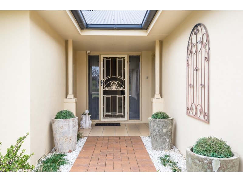 42 St Andrews Drive, Dubbo NSW 2830
