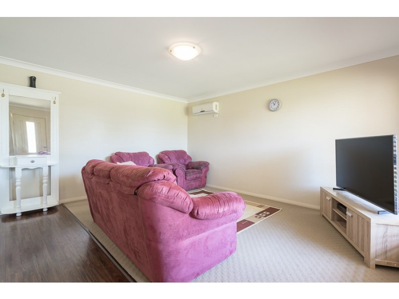 17 Dunheved Circle, Dubbo NSW 2830