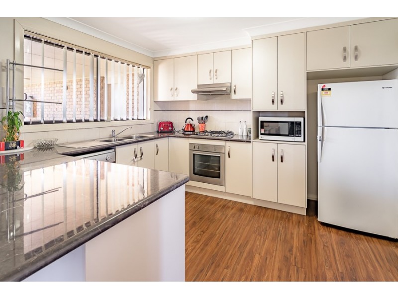 17 Dunheved Circle, Dubbo NSW 2830