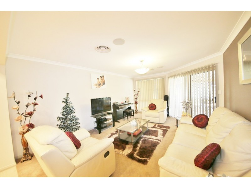 8 Peel Place, Dubbo NSW 2830