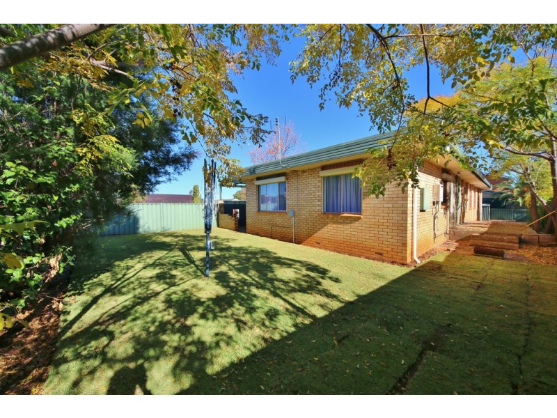 22a Oxley Circle, Dubbo NSW 2830