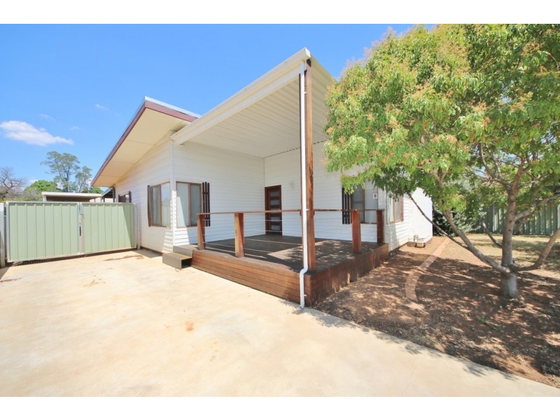 14 Hampden Street, Dubbo NSW 2830