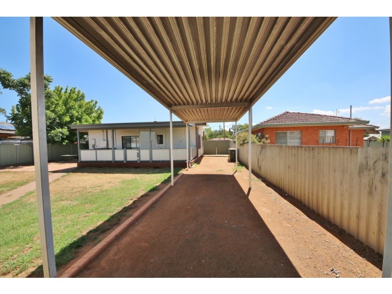 14 Hampden Street, Dubbo NSW 2830