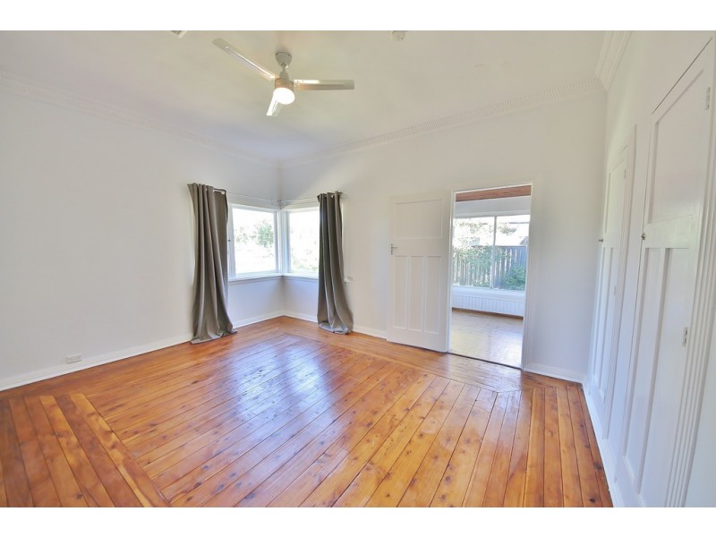 56 Third Avenue, Narromine NSW 2821