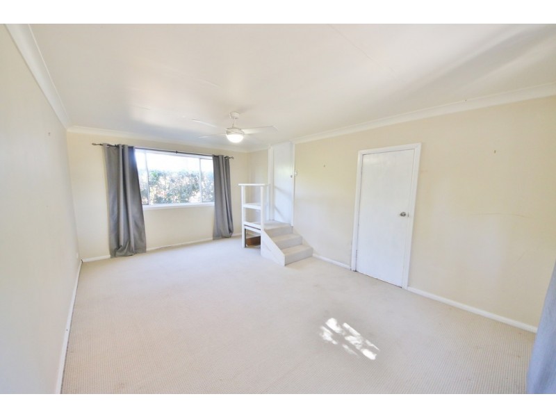 56 Third Avenue, Narromine NSW 2821