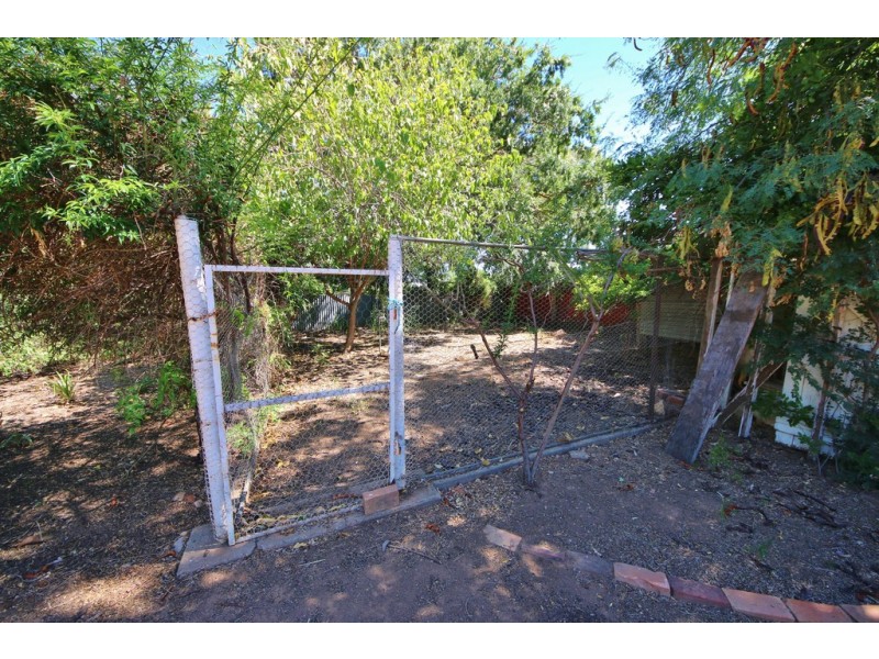 56 Third Avenue, Narromine NSW 2821