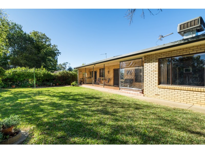 17 Mackay Drive, Dubbo NSW 2830