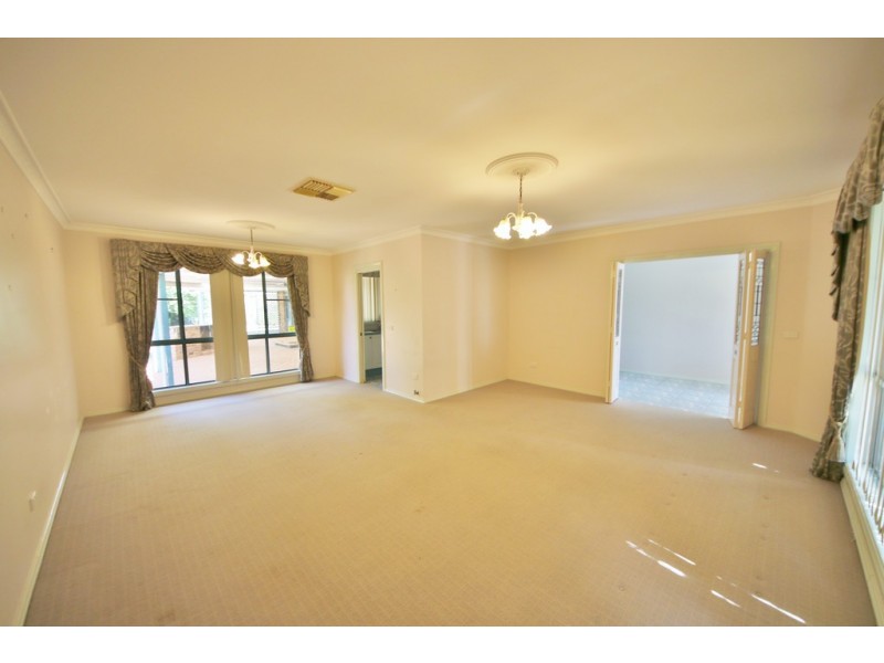 13 Ron Gordon Place, Dubbo NSW 2830