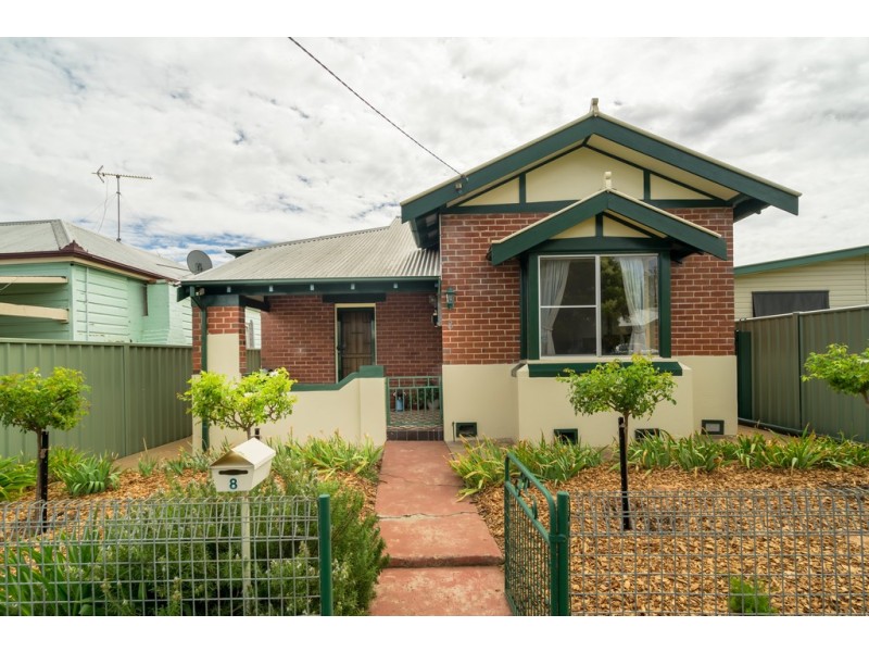 8 Denison Street, Dubbo NSW 2830