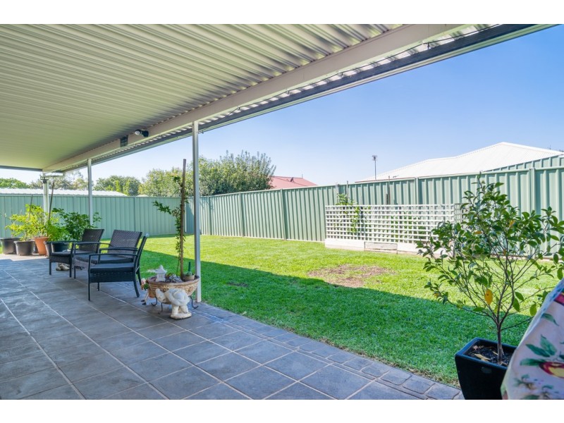 6 Hawkesbury Place, Dubbo NSW 2830