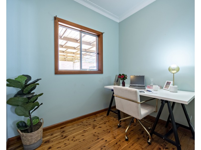 8 BRIGALOW AVENUE, Dubbo NSW 2830