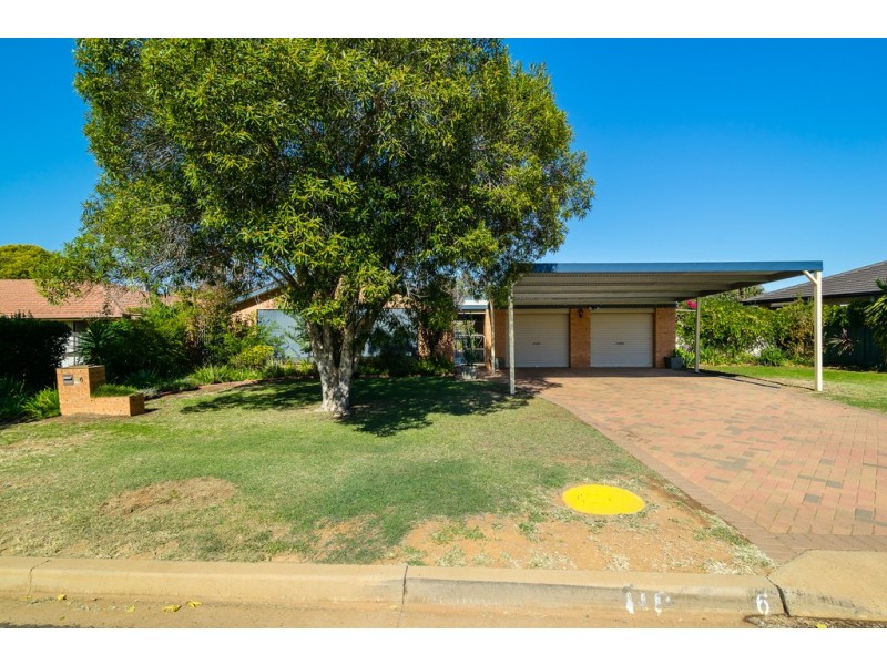 6 Lansdowne Drive, Dubbo NSW 2830