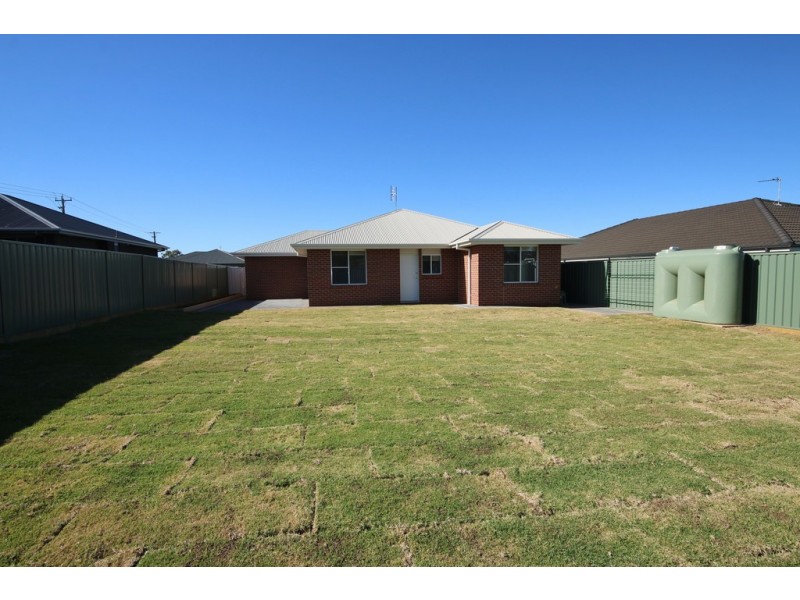 4 Ash Avenue, Dubbo NSW 2830