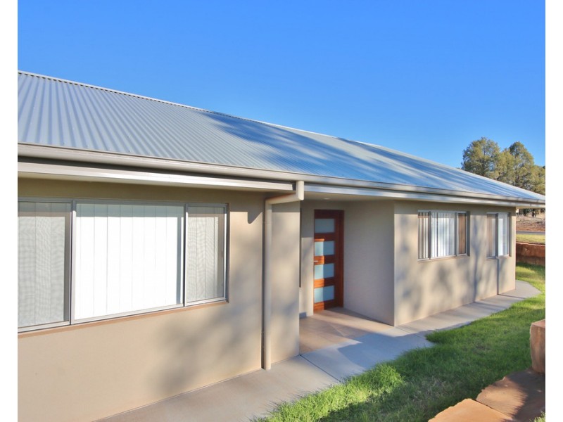 12 Lady Barron Circle, Dubbo NSW 2830