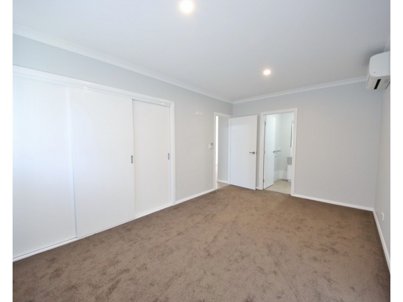 12 Lady Barron Circle, Dubbo NSW 2830