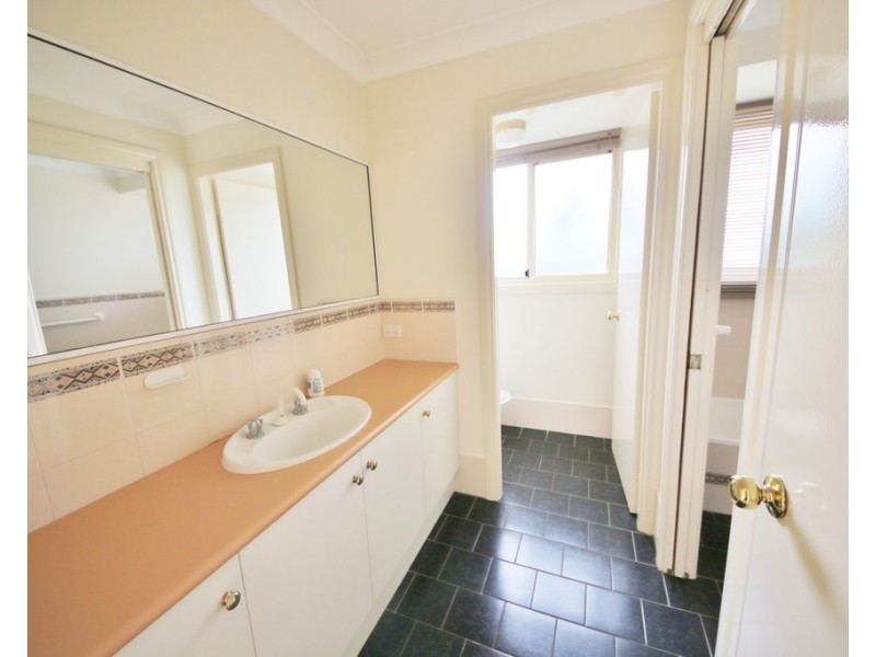12 Wren Place, Dubbo NSW 2830