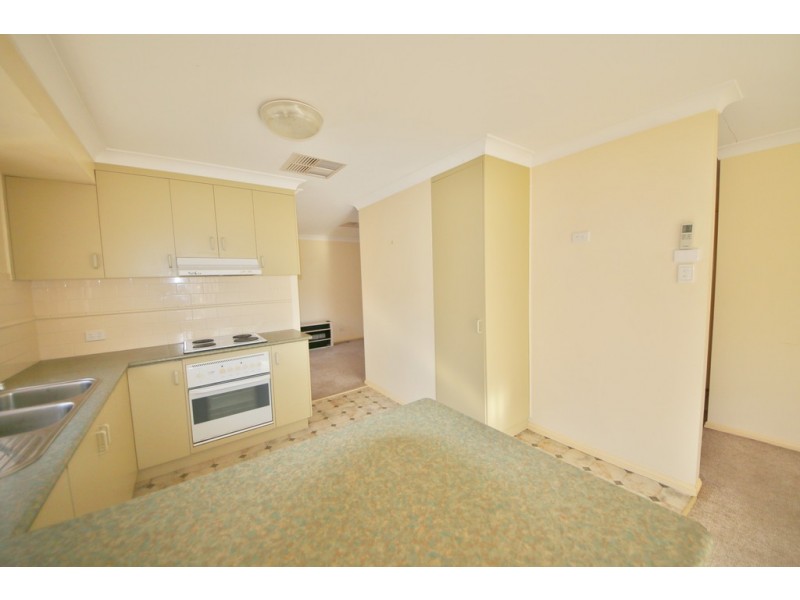 4 Carling Court, Dubbo NSW 2830