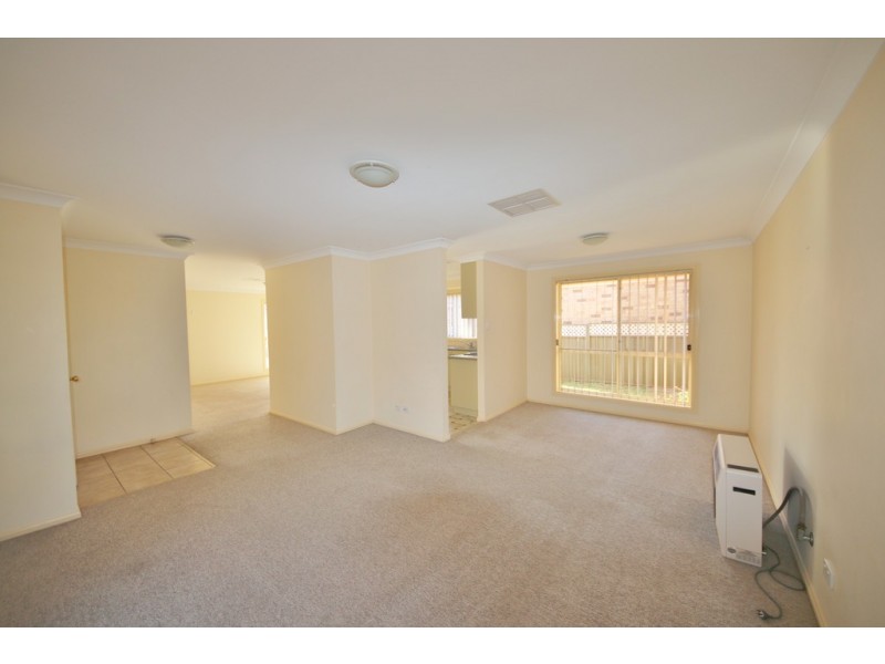 4 Carling Court, Dubbo NSW 2830