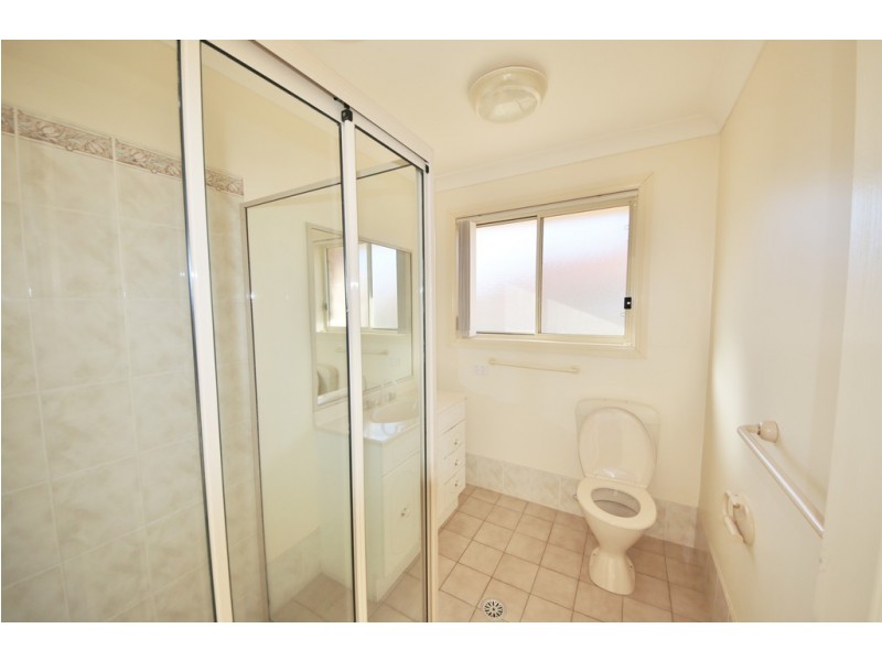 4 Carling Court, Dubbo NSW 2830