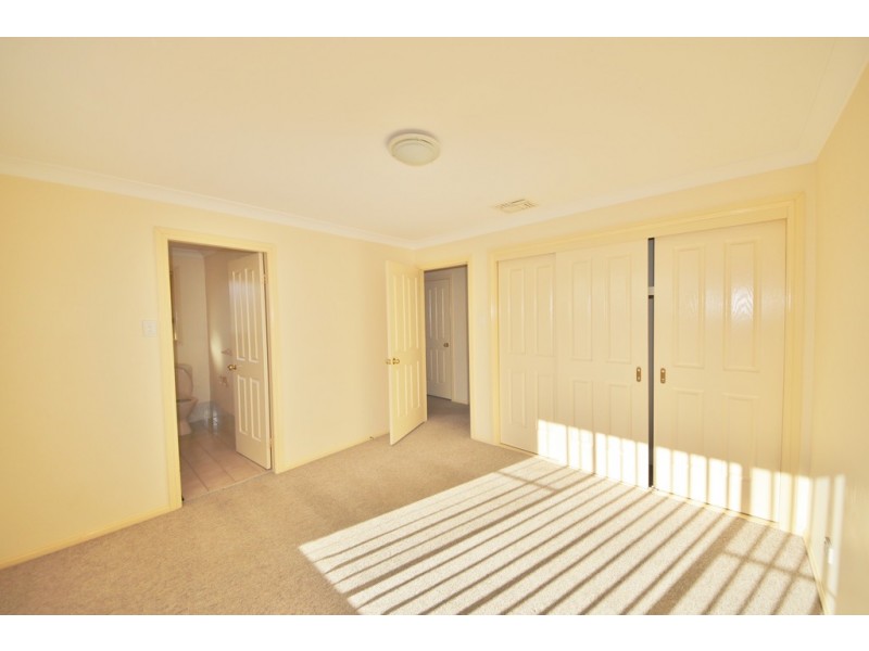 4 Carling Court, Dubbo NSW 2830