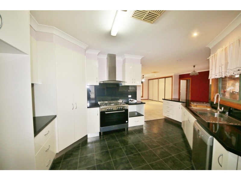 5 Lincoln Parkway, Dubbo NSW 2830