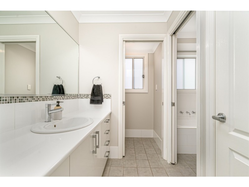 8 Durum Circuit, Dubbo NSW 2830