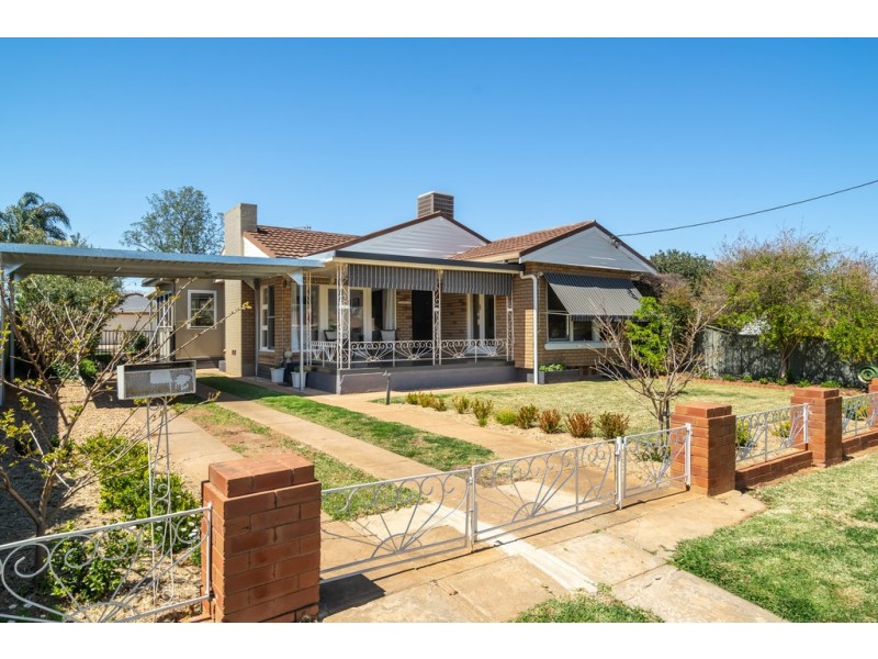 60 Crown Street, Dubbo NSW 2830