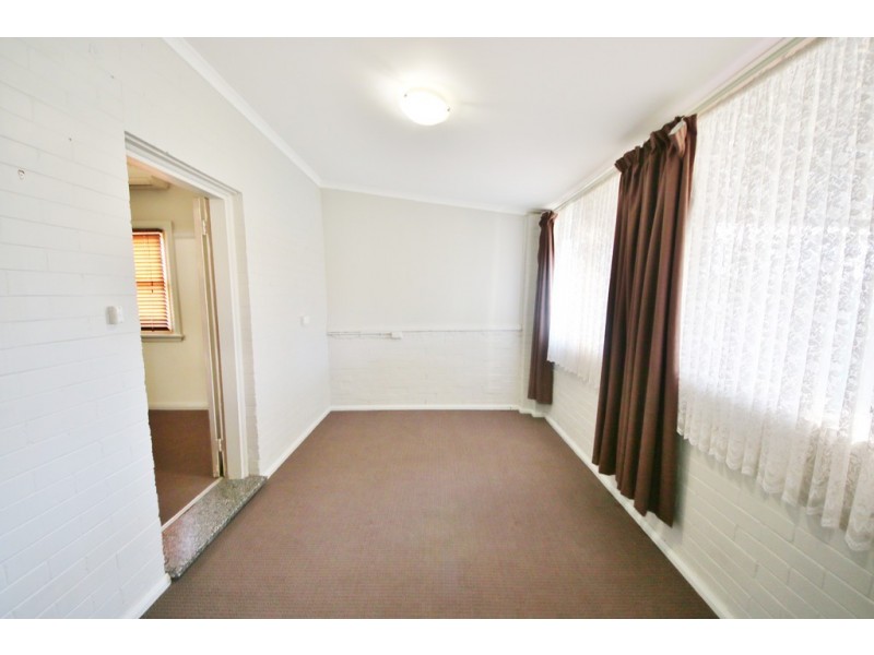76 Cobra Street, Dubbo NSW 2830