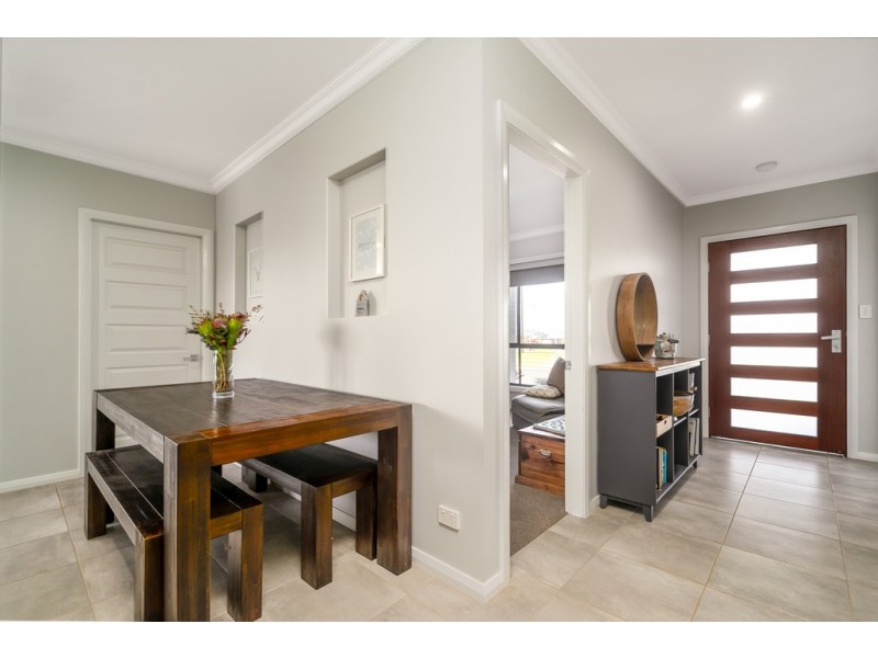 3 TWEED PLACE, Dubbo NSW 2830