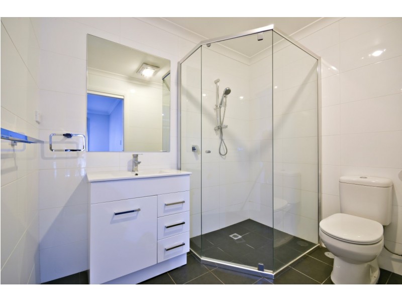 19 LANSDOWNE DRIVE, Dubbo NSW 2830