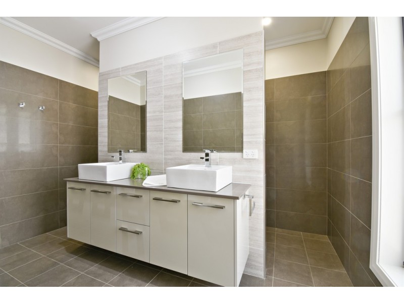 3 RIPARIAN COURT, Dubbo NSW 2830